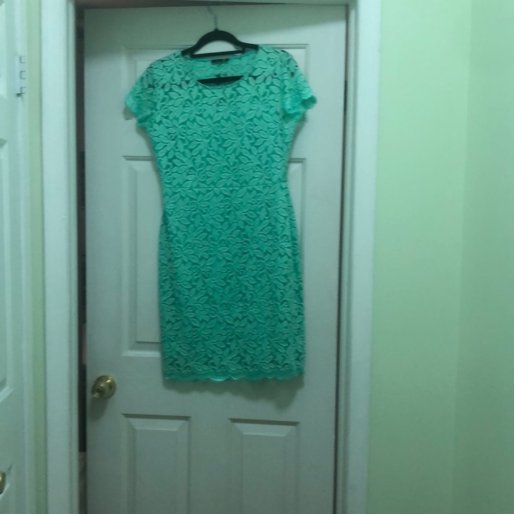 Lace Knee length dress